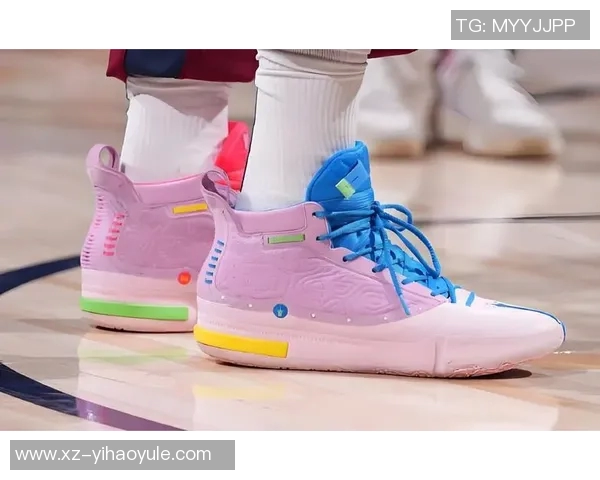 森林狼官方社媒展示爱德华兹新战靴AE2引发球迷热议是否比第一代更出色